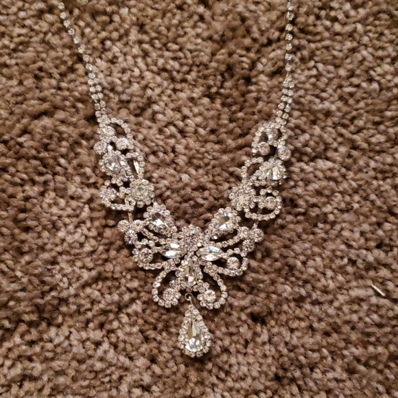 Necklace - Picture 2 of 2